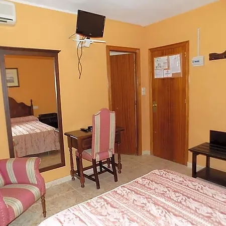 Hotel La Barca Lepe