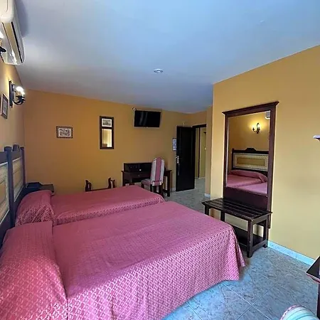 Hotel La Barca