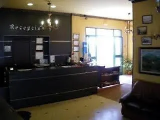 Hotel Braseria La Barca 2*